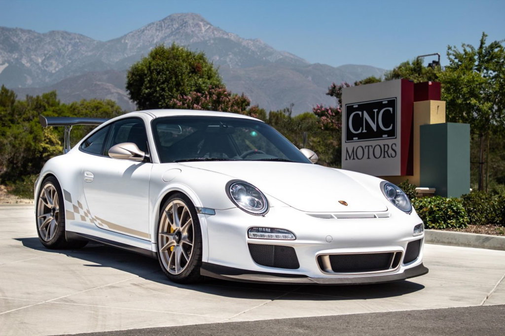 2011 Porsche 911 -  - Used - VIN WP0AC2A96BS783353 - 11,558 Miles - 6 cyl - 2WD - Manual - Coupe - White - Upland, CA 91784, United States