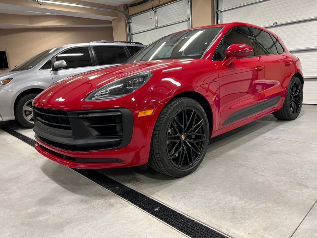 2022 Porsche Macan - 2022 Macan GTS Carmine Red 720 Miles - Used - VIN WP1AF2A56NLB31950 - 720 Miles - 6 cyl - AWD - Automatic - SUV - Red - Parkville Mo., MO 64152, United States