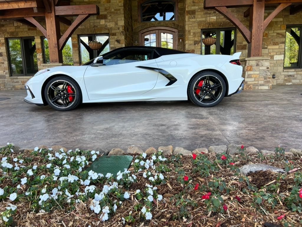 2022 Chevrolet Corvette - 2022 Corvette C8 Hard Top Convertable 3LT Loaded 52 Miles - New - VIN 1G1YC3D45N5117875 - 52 Miles - 8 cyl - 2WD - Automatic - Convertible - White - Kansas City, MO 64152, United States