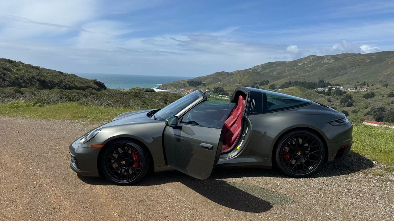 2022 Porsche 911 - 2022 GTS Targa 4 in Aventurine Green, 930 Red leather package, Super low miles - Used - VIN WP0BB2A94NS232477 - 1,390 Miles - 6 cyl - 4WD - Automatic - Coupe - Gray - San Francisco, CA 94107, United States