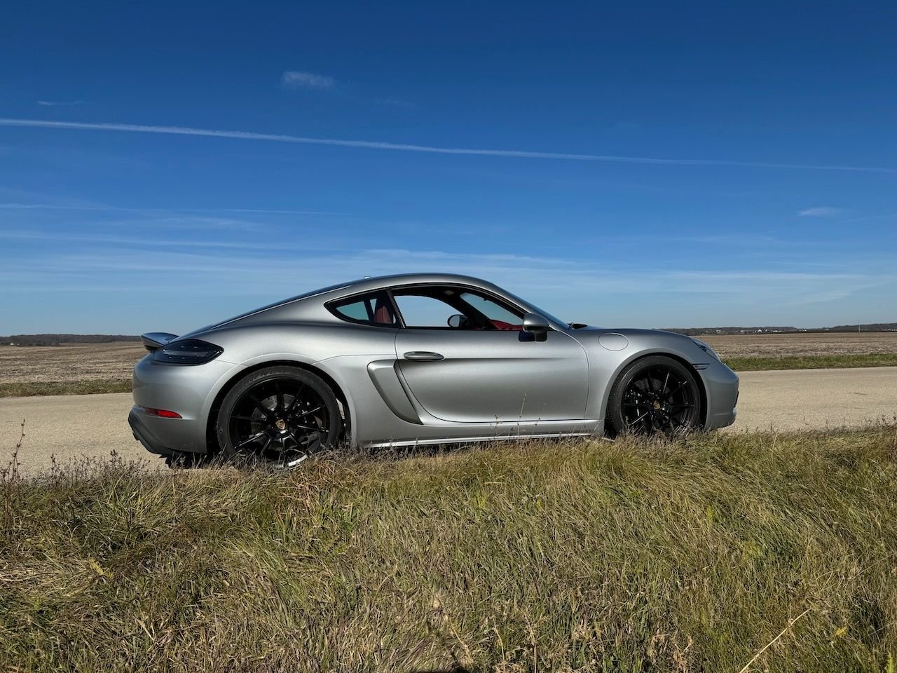 2023 Porsche 718 -  - Used - VIN WP0AD2A80PS271681 - 2,300 Miles - 6 cyl - 2WD - Manual - Coupe - Silver - Plainfield, IL 60585, United States