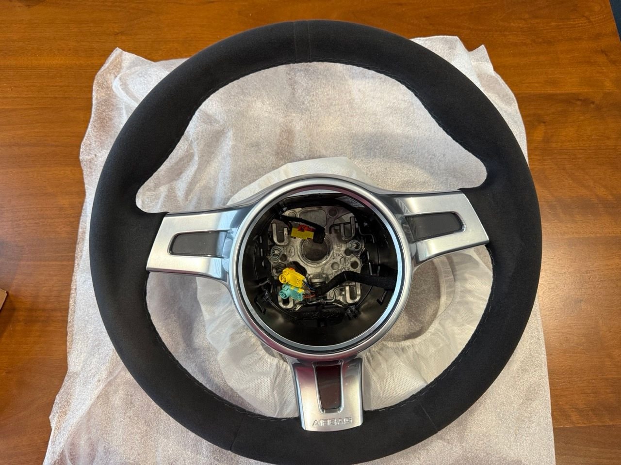 Interior/Upholstery - Alcantara Sport Design Steering Wheel (991/981) - Manual - Used - All Years  All Models - All Years  All Models - All Years  All Models - Orange County, CA 92614, United States