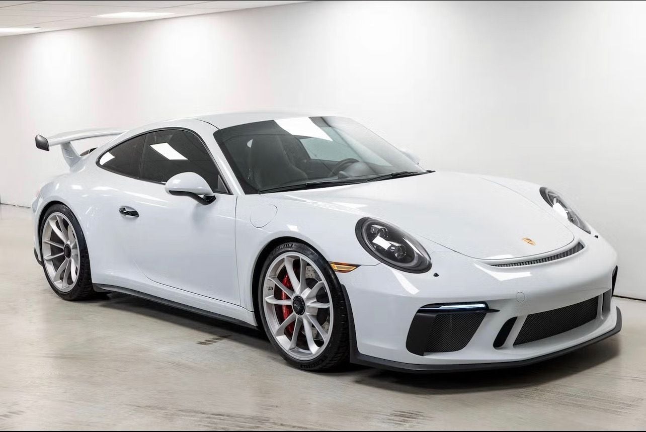 2018 Porsche GT3 - 2018 GT3 991.2 Manual - Used - VIN WPOAC2A9XJS174636 - 29,300 Miles - 6 cyl - 2WD - Manual - Coupe - White - San Leandro, CA 94577, United States