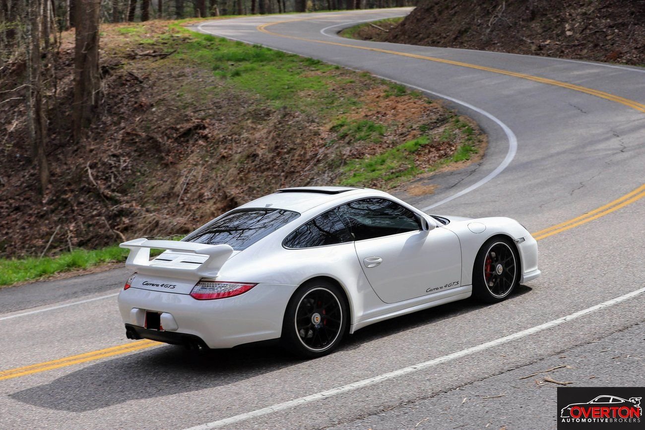 2012 Porsche 911 - 2012 911 Carrera 4 GTS Aero Kit w/6 speed manual. Carrera White w/black interior. - Used - VIN WP0AB2A95CS720877 - 42,500 Miles - 6 cyl - 4WD - Manual - Coupe - White - Knoxville, TN 37922, United States