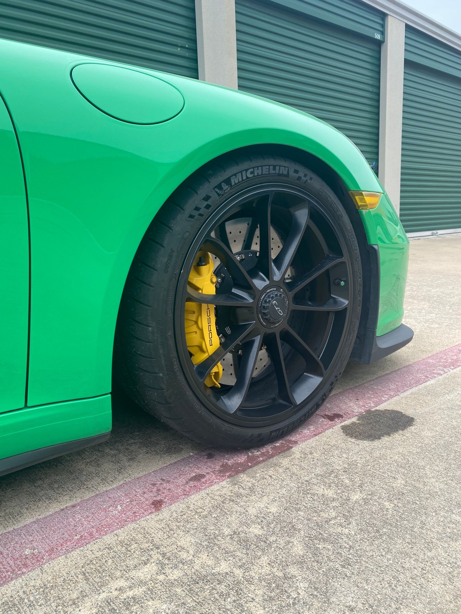 2015 Porsche 911 - 2015 Signal Green GT3 - Used - VIN WP0AC2A98FS189238 - 22,000 Miles - Austin, TX 73301, United States