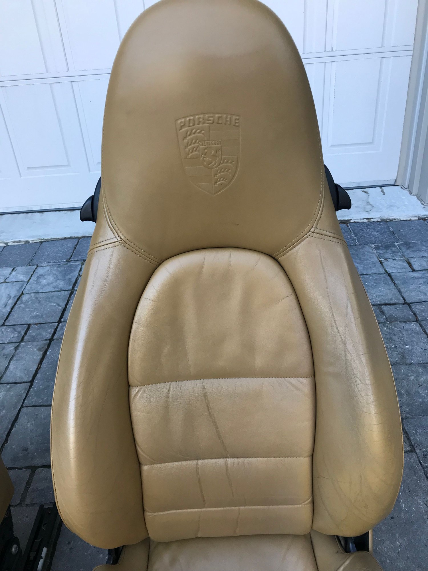 Interior/Upholstery - Porsche 911 Seats - Used - 1999 to 2004 Porsche 911 - 1999 to 2004 Porsche 911 - Toronto, ON M1M2N9, Canada