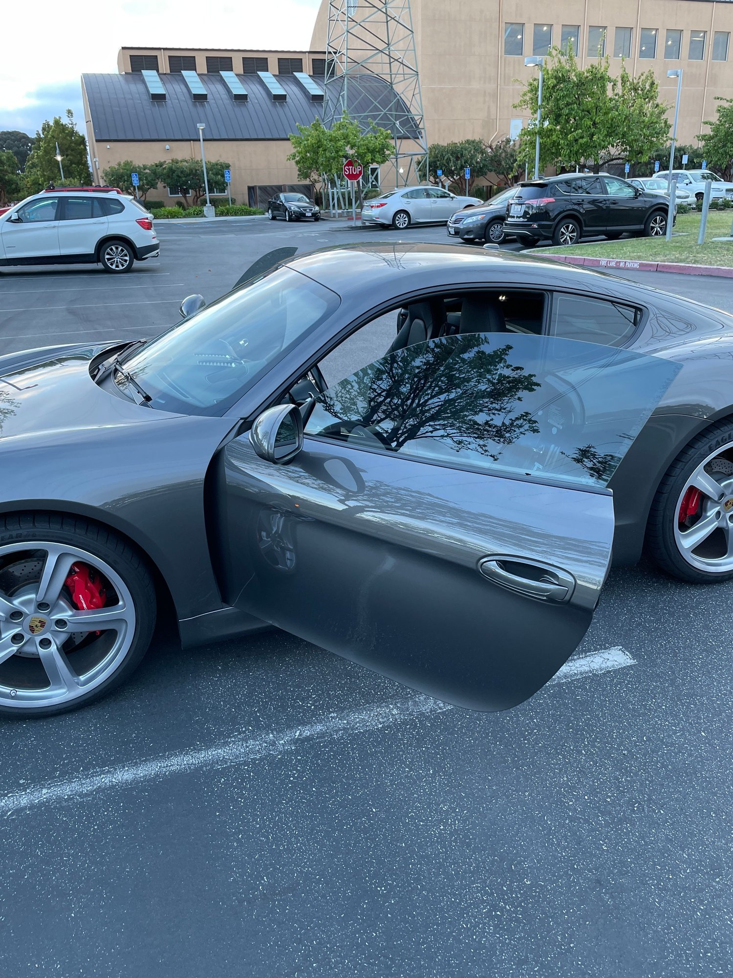 2016 Porsche Cayman - '16 Cayman S in immaculate condition - Used - VIN WP0AB2A80GK185101 - 34,300 Miles - 6 cyl - 2WD - Automatic - Coupe - Gray - Foster City, CA 94404, United States
