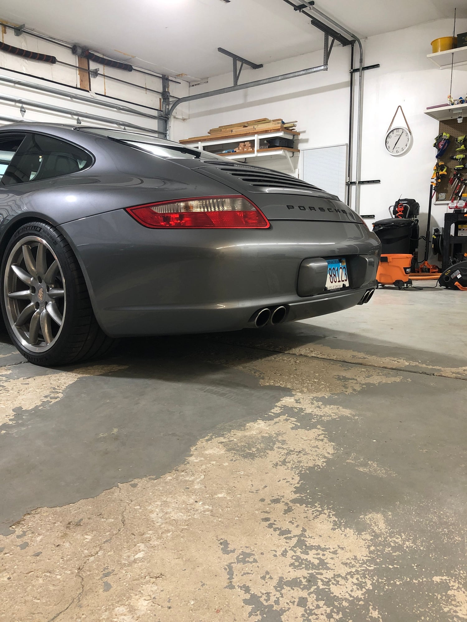 2006 Porsche 911 - 2006 Carrera S Seal Grey - Used - VIN WP0AB29976S742288 - 88,918 Miles - 6 cyl - 2WD - Manual - Coupe - Gray - Downers Grove, IL 60516, United States