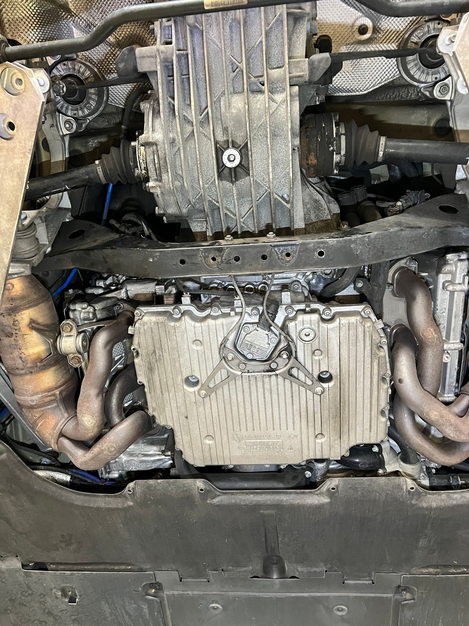 2009 Porsche Cayman - 2009 Porsche Cayman Base 2.9 MANUAL 987.2 Black/Sand Beige - Used - VIN WP0AA29809U760375 - 94,210 Miles - 6 cyl - 2WD - Manual - Coupe - Black - St Charles, IL 60175, United States