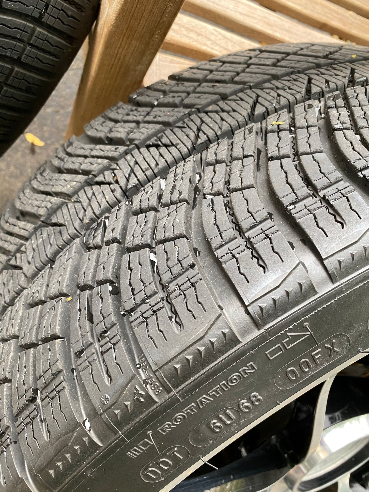 Wheels and Tires/Axles - OEM 2017 911 Turbo S Center Lock Wheels & Michelin Pilot Alpin's - Used - 2017 to 2019 Porsche 911 - Wilmette, IL 60091, United States