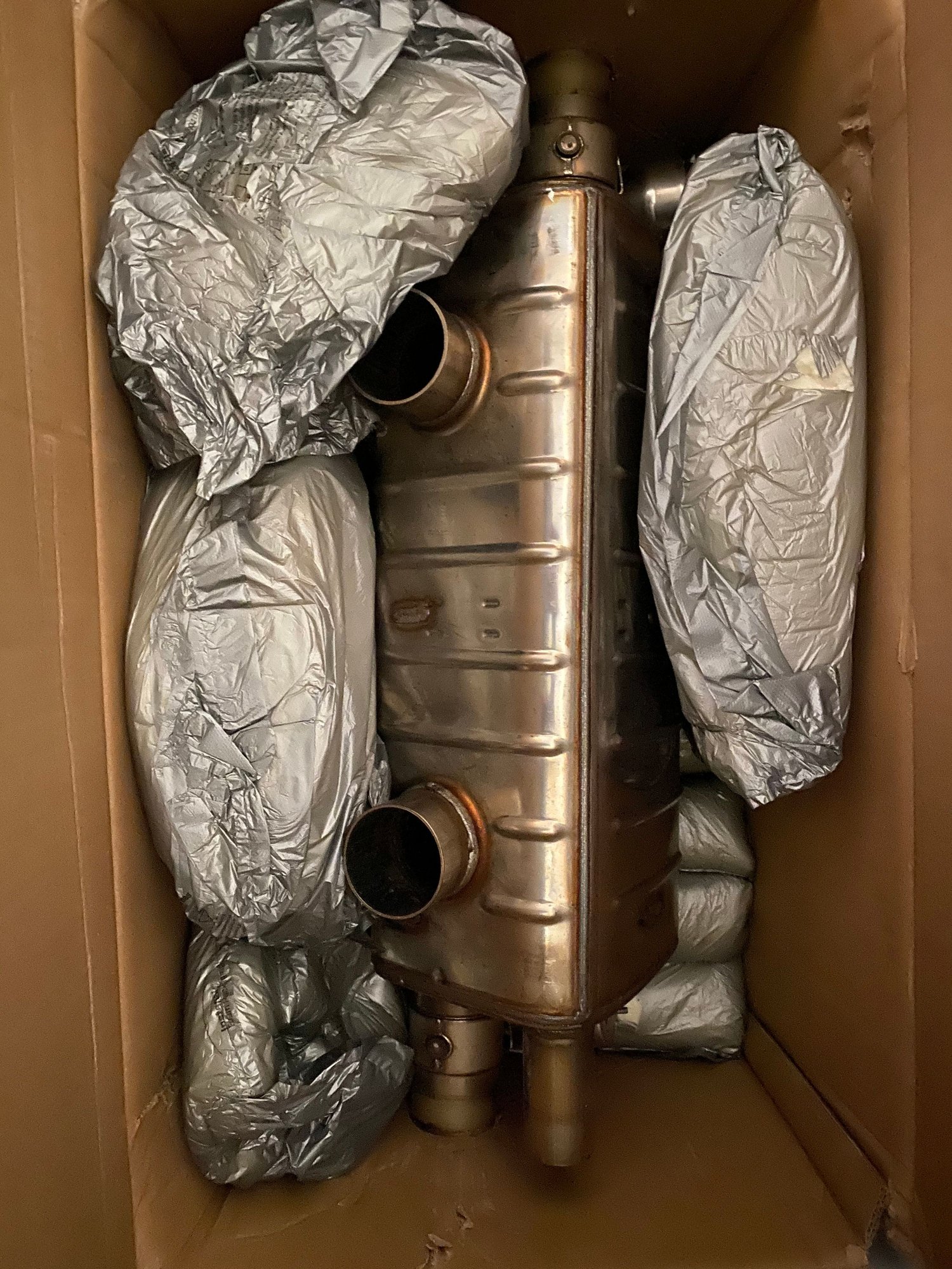 Engine - Exhaust - 991.2 Porsche OEM Sport Exhaust PSE Center Exhaust $1200 - Used - 2017 to 2019 Porsche 911 - Hanover, MA 02339, United States
