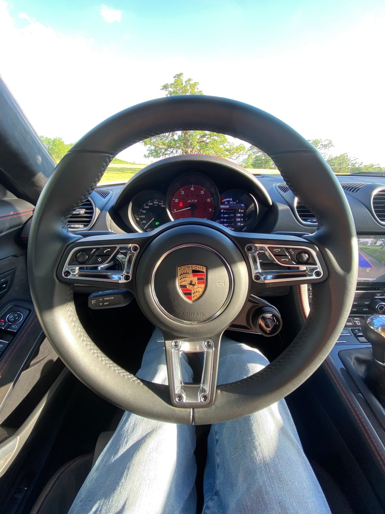 2018 Porsche 718 Cayman - 2018 Cayman GTS - Used - VIN WP0AB2A80JK279552 - 3,734 Miles - 4 cyl - 2WD - Manual - Coupe - White - Marshalltown, IA 50158, United States