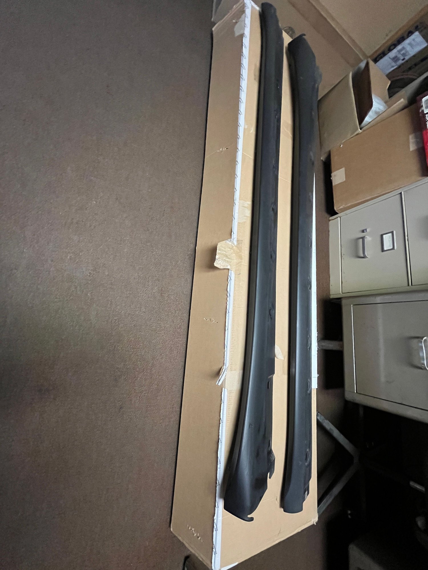 Exterior Body Parts - GTS side skirts 200.00 - Used - 2017 to 2019 Porsche 911 - Romulus, MI 48174, United States