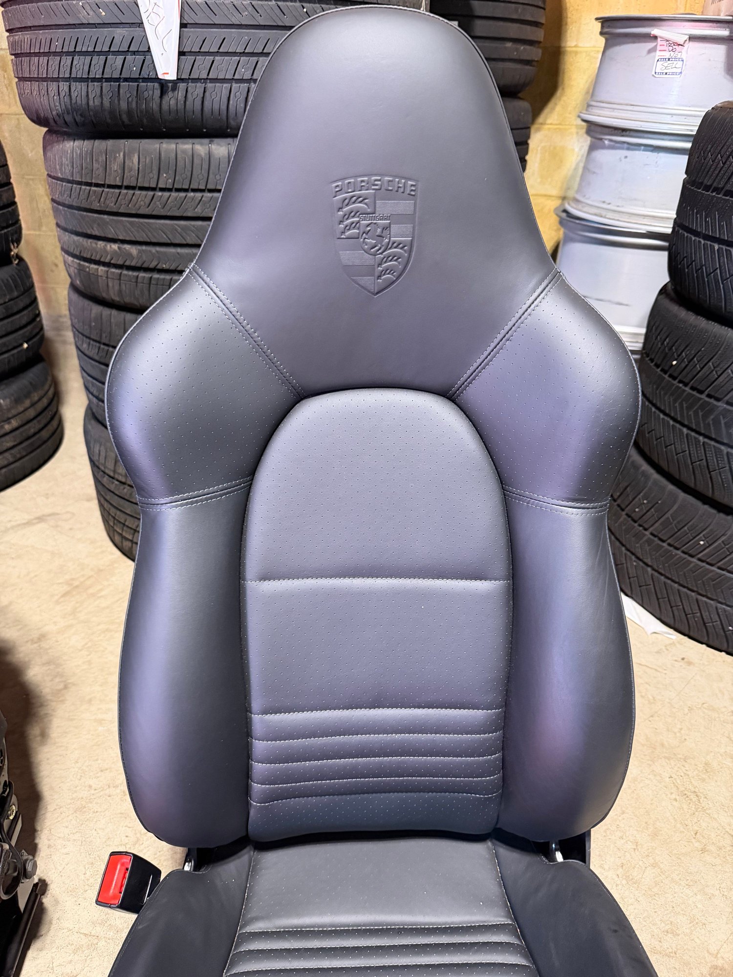 Interior/Upholstery - SUPER MINT PORSCHE 996 SPORT SEATS - Used - 1999 to 2005 Porsche GT3 - Troy, MI 48083, United States