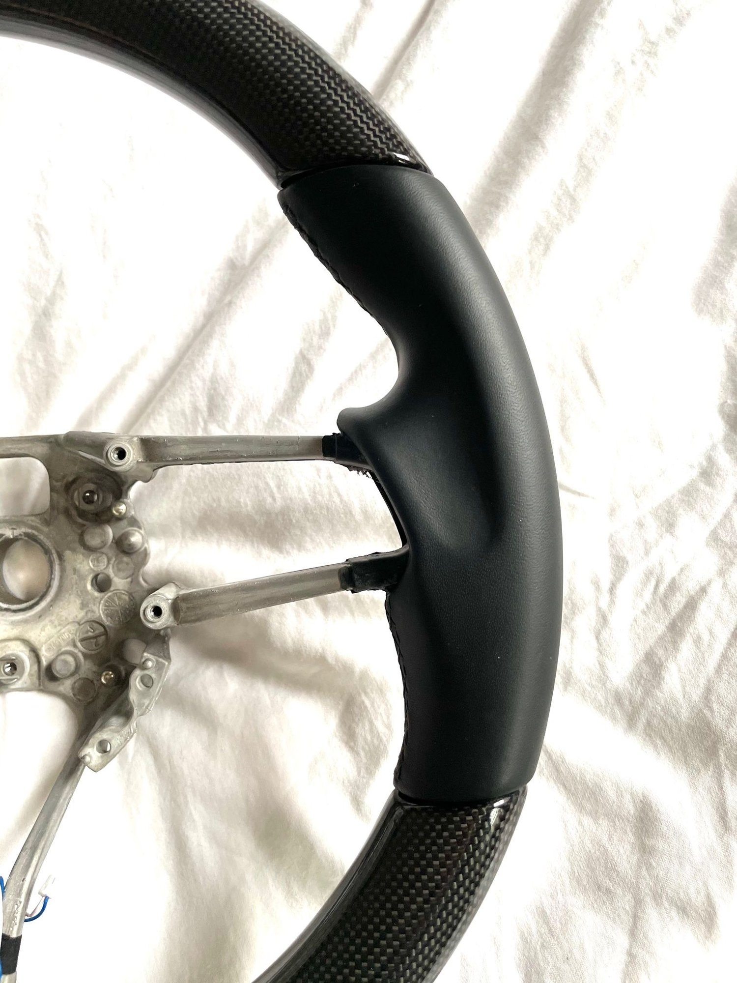 Steering/Suspension - OEM Heated Carbon Steering Wheel w/ Black leather; 991 Panamera Cayman Macan Cayenne - Used - 2016 to 2019 Porsche Panamera - Brooklyn, NY 11231, United States