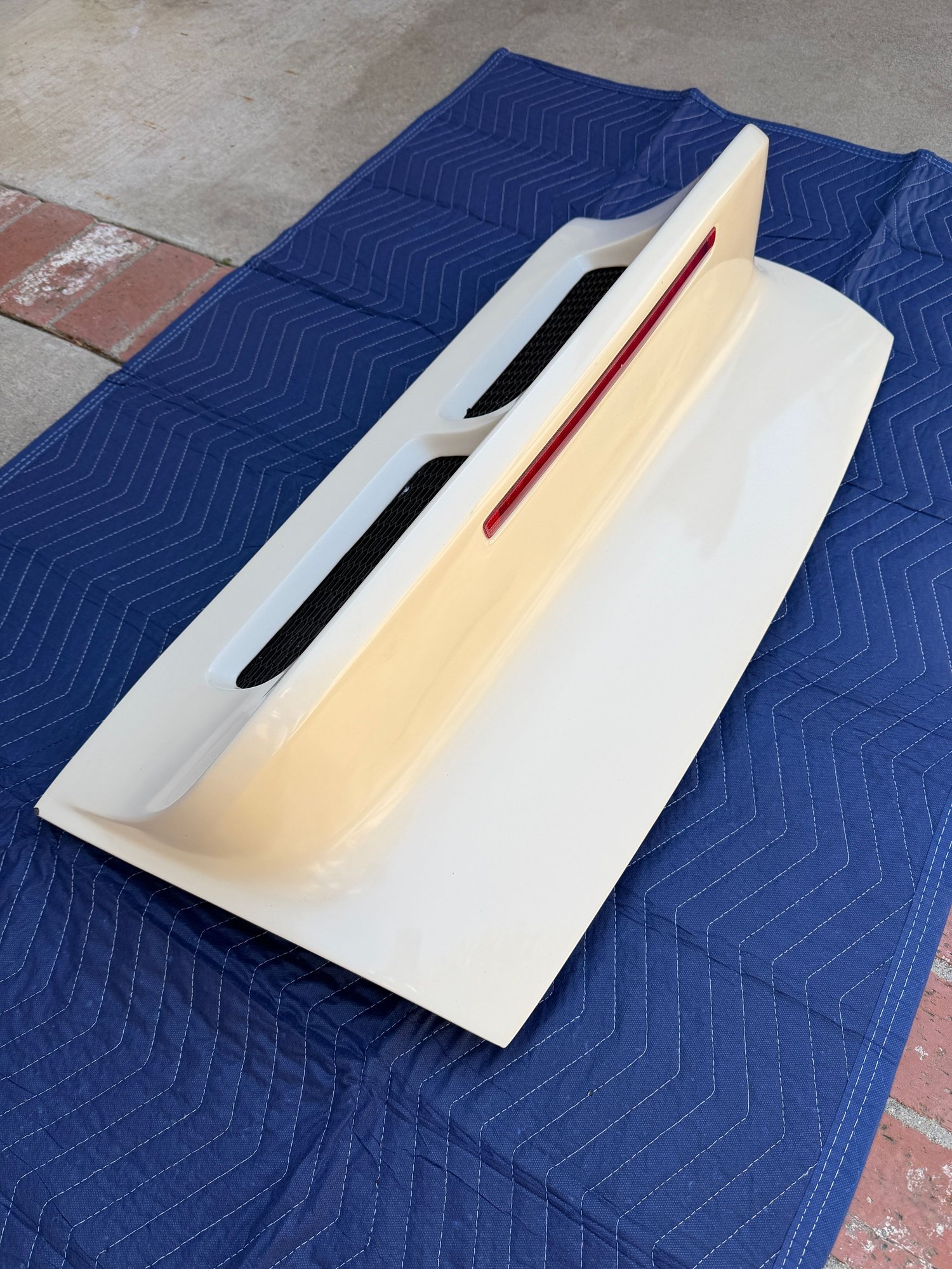 Exterior Body Parts - Ducktail Rear Spoiler w/ 3rd Brake Light (997) - Used - Irvine, CA 92618, United States