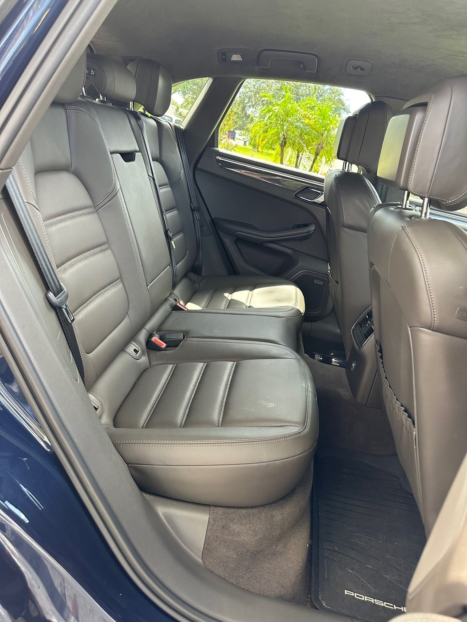 2015 Porsche Macan - 2015 Macan Turbo - 58,800 Miles - Fantastic Spec - All Service Records - Used - VIN WP1AF2A55FLB97990 - 58,900 Miles - 6 cyl - AWD - Automatic - SUV - Blue - St. Petersburg, FL 33710, United States