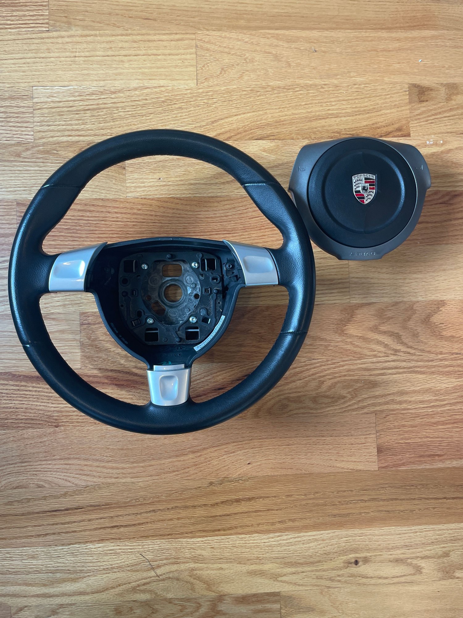 Interior/Upholstery - Porsche 997 / 987 Sport Steering Wheel & Airbag - Used - 0  All Models - Boston, MA 02127, United States