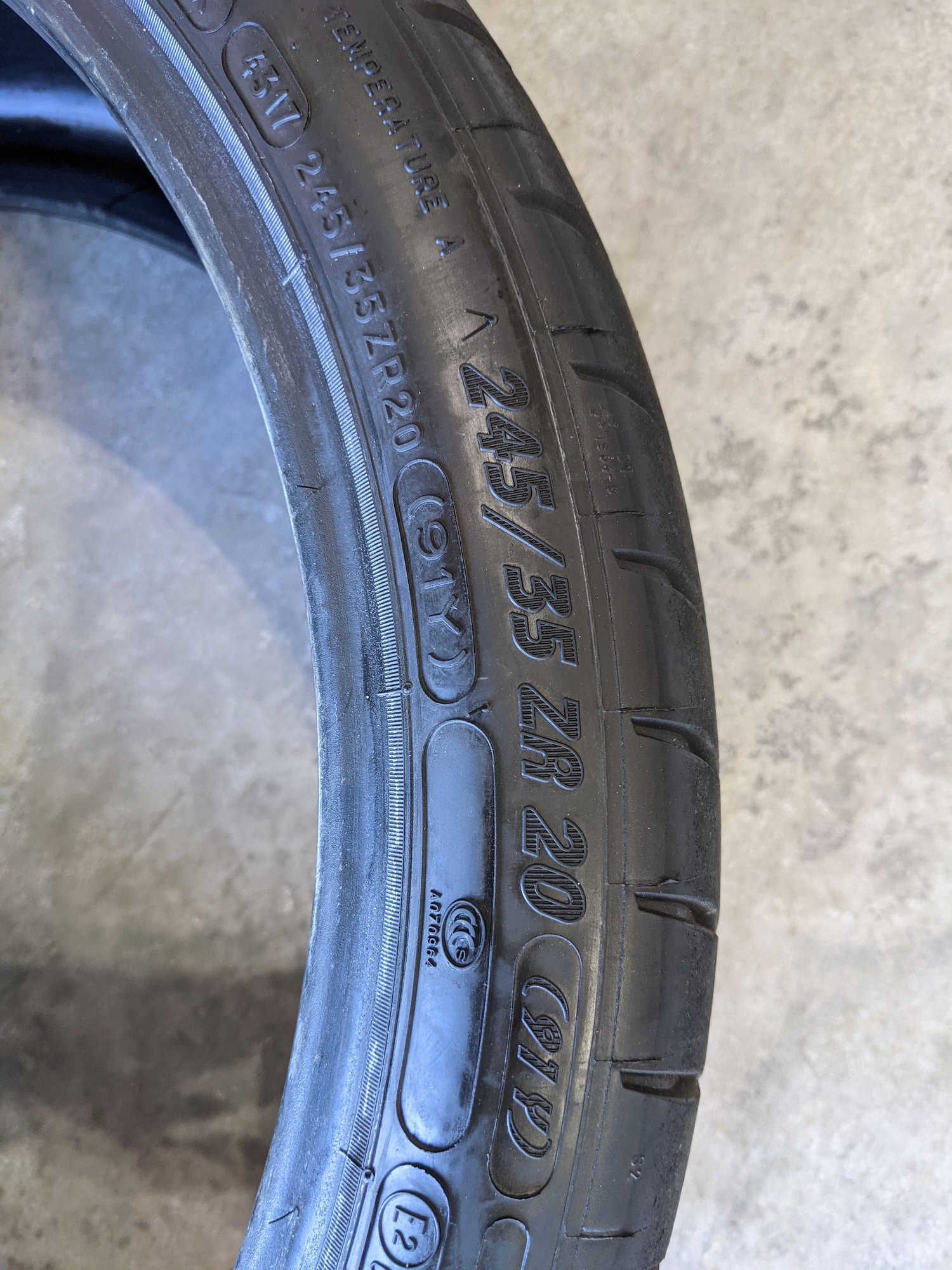 Wheels and Tires/Axles - Michelin Pilot Sport Cup 2 N0 Set (F 245/35ZR20 x2 and R 305/30/ZR20 x2) - Used - 2014 to 2019 Porsche GT3 - Harrison City, PA 15636, United States