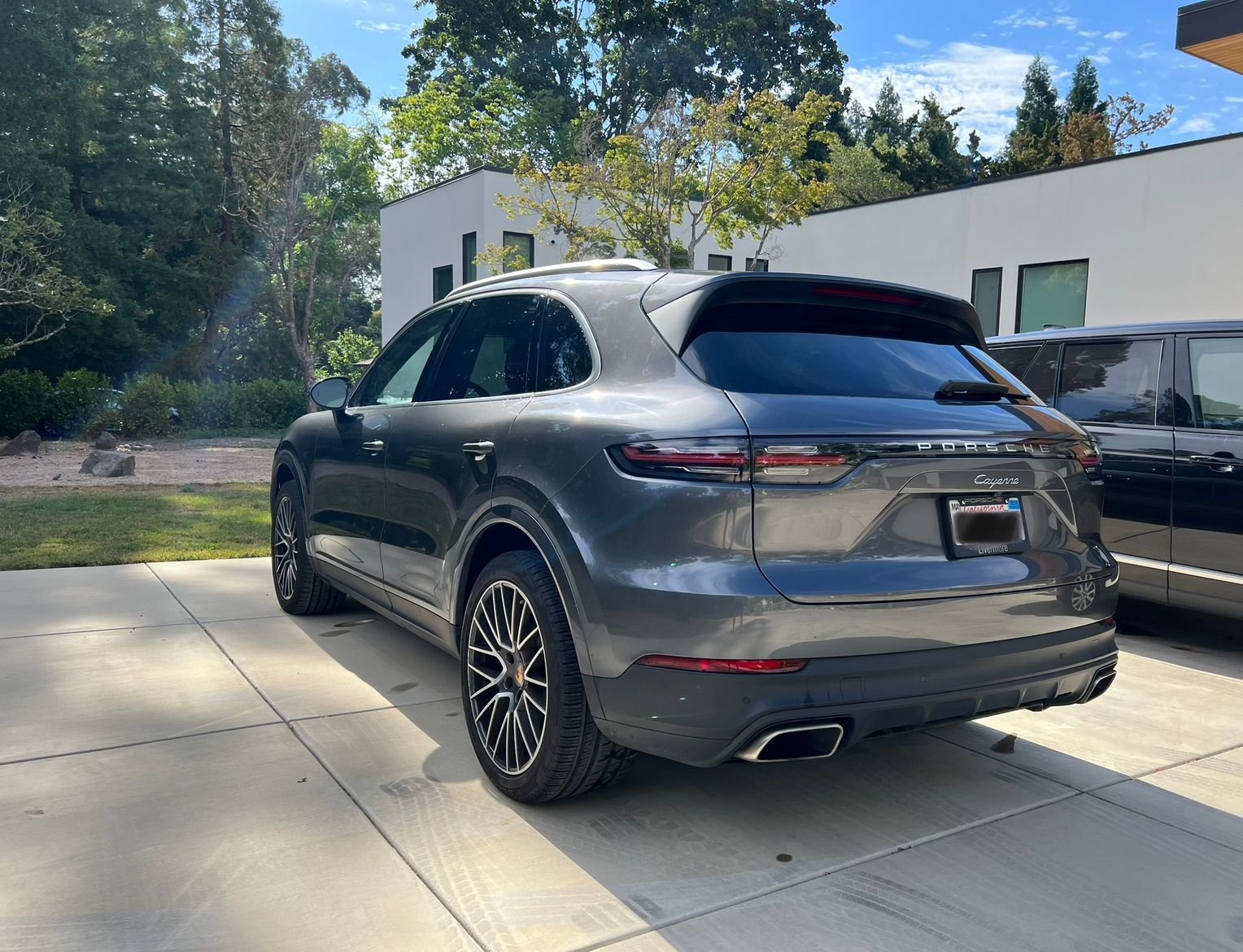 2019 Porsche Cayenne - 2019 Cayenne-Quartzite Grey Metallic ext, Club Leather- Truffle/Cohiba Brown . 47k mi - Used - VIN WP1AA2AY1KDA12900 - 47,000 Miles - 6 cyl - 4WD - Automatic - SUV - Gray - Walnut Creek, CA 94598, United States
