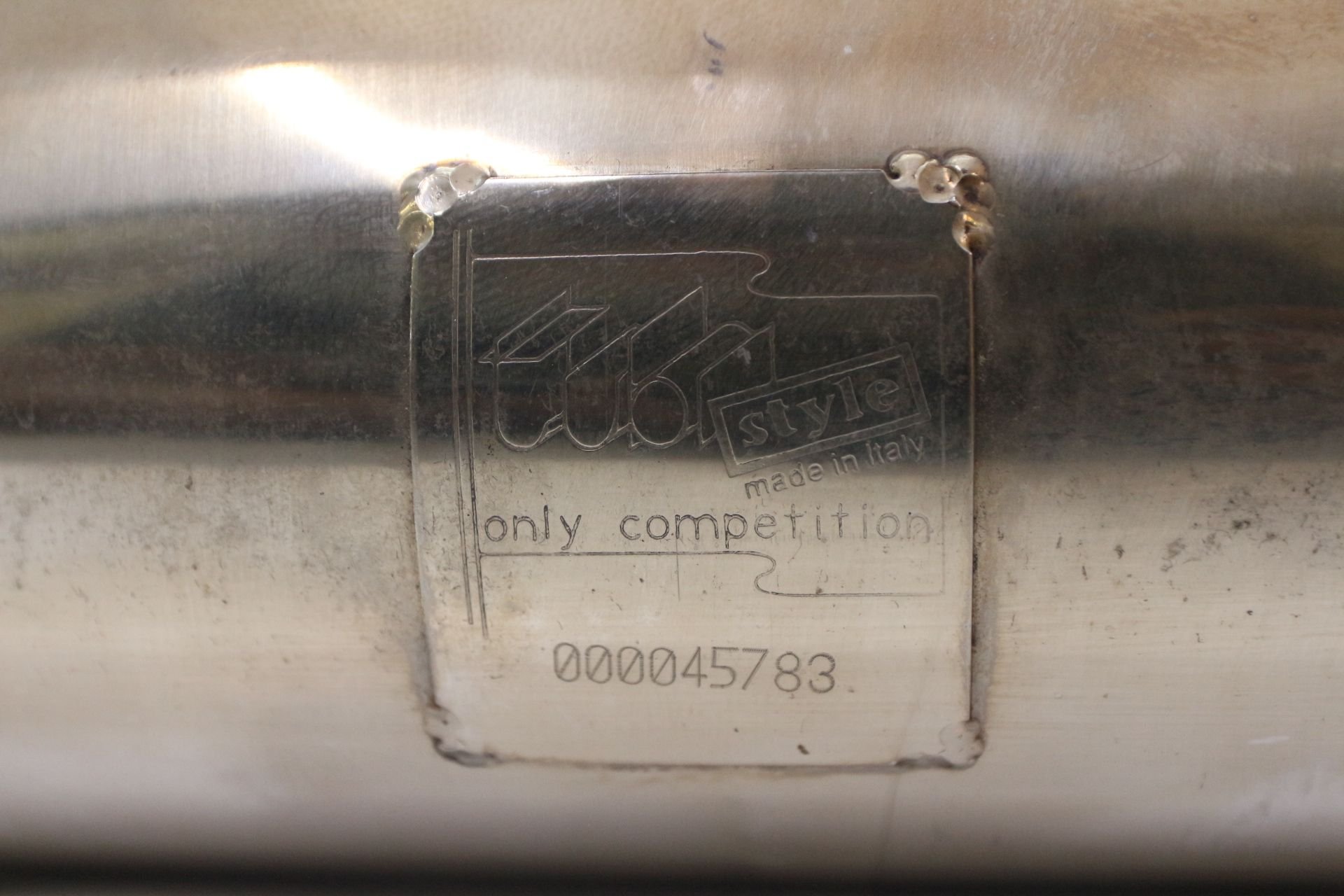 can anyone identify this Exhaust system from TUBI - Rennlist - Porsche