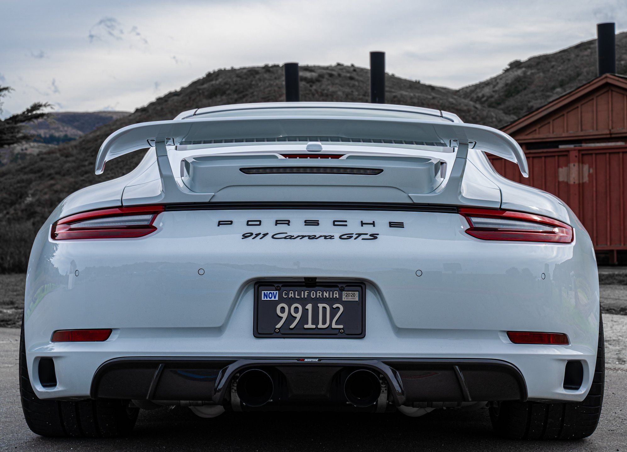 Akrapovic Carbon fiber rear diffuser for 991.2 Rennlist Porsche