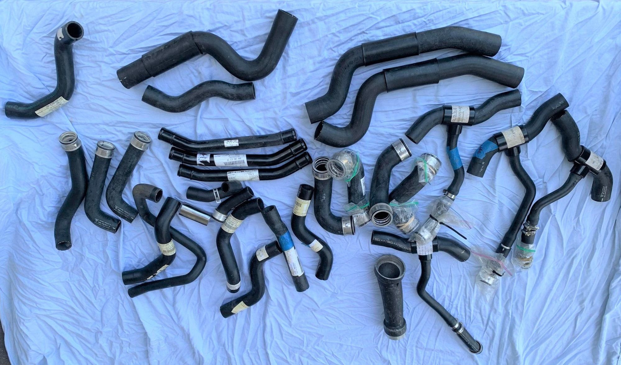 Front Radiator Hoses?? 99610636590 and 99610636690 Rennlist