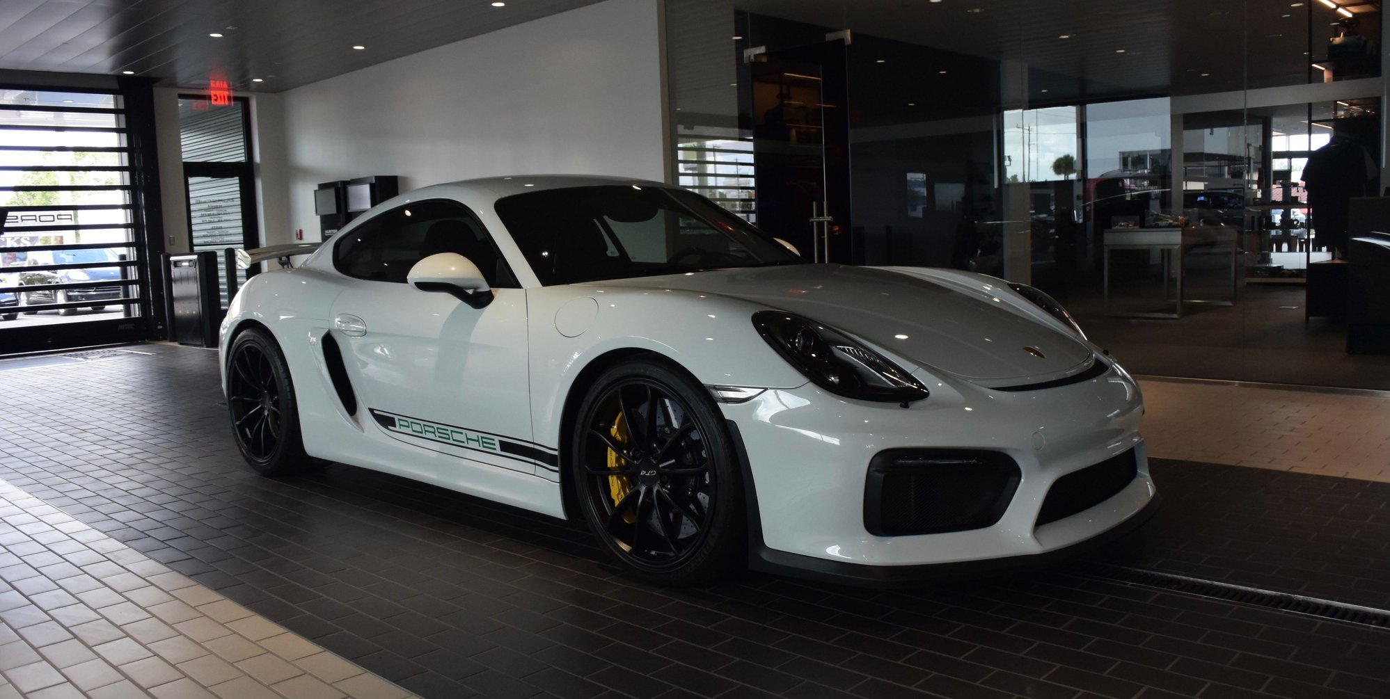 2016 Porsche Cayman GT4 - 2016 Cayman GT4 - Sold - Used - VIN WP0AC2A83GK192752 - 1,575 Miles - 6 cyl - 2WD - Manual - Coupe - White - Tampa, FL 33615, United States