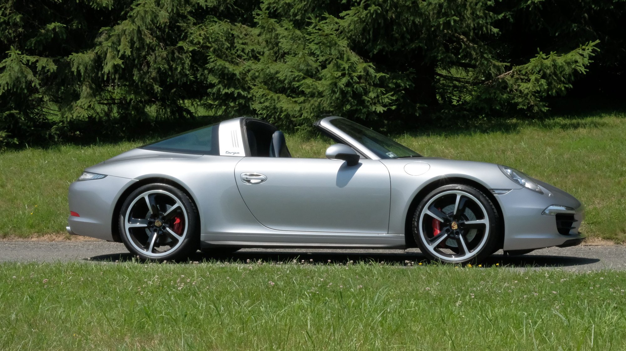 2015 Porsche 911 - 2015 Porsche 911 Targa 4s $170k build - Used - VIN WP0BB2A95FS135483 - 40,300 Miles - 6 cyl - 4WD - Automatic - Coupe - Silver - New York, NY 10013, United States
