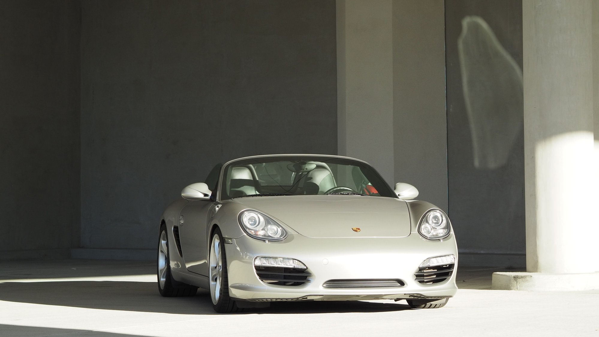 2010 Porsche Boxster - 2010 987.2 Boxster S 23k miles SoCal Enthusiast Owned 6-Speed - Used - VIN WP0CB2A86AU730383 - 23,300 Miles - 6 cyl - 2WD - Manual - Convertible - Silver - Irvine, CA 92612, United States