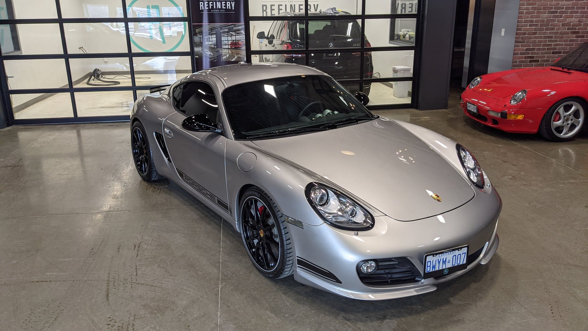 2012 Porsche Cayman -  - Used - VIN WP0AB2A81CS793543 - 18,650 Miles - 6 cyl - 2WD - Manual - Coupe - Silver - Buffalo, NY 14222, United States