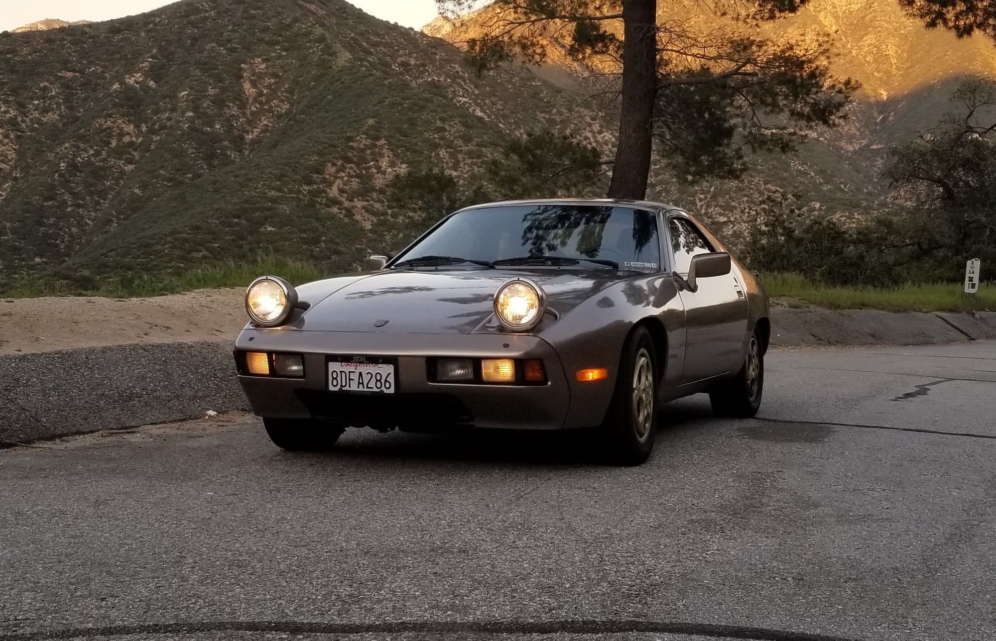 1981 Porsche 928 - 1981 Porsche 928 Auto 140k miles - Used - VIN WP0JA0920BS820334 - 140,800 Miles - 8 cyl - 4WD - Automatic - Coupe - Gold - South Pasadena, CA 91030, United States