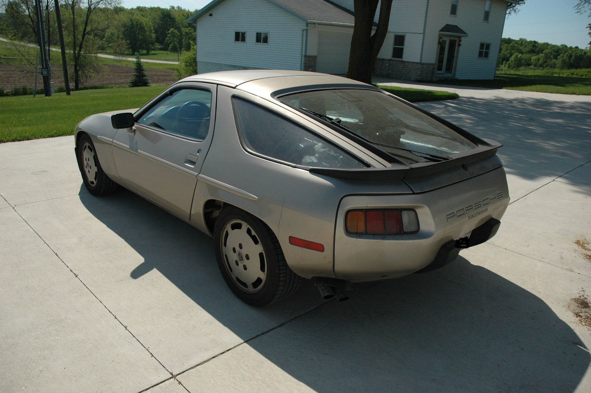 1985 Porsche 928 - 1985 Porsche 928S - Used - VIN WP0JB0920FS862196 - 90,824 Miles - 8 cyl - 2WD - Automatic - Coupe - Beige - Chilton, WI 53014, United States