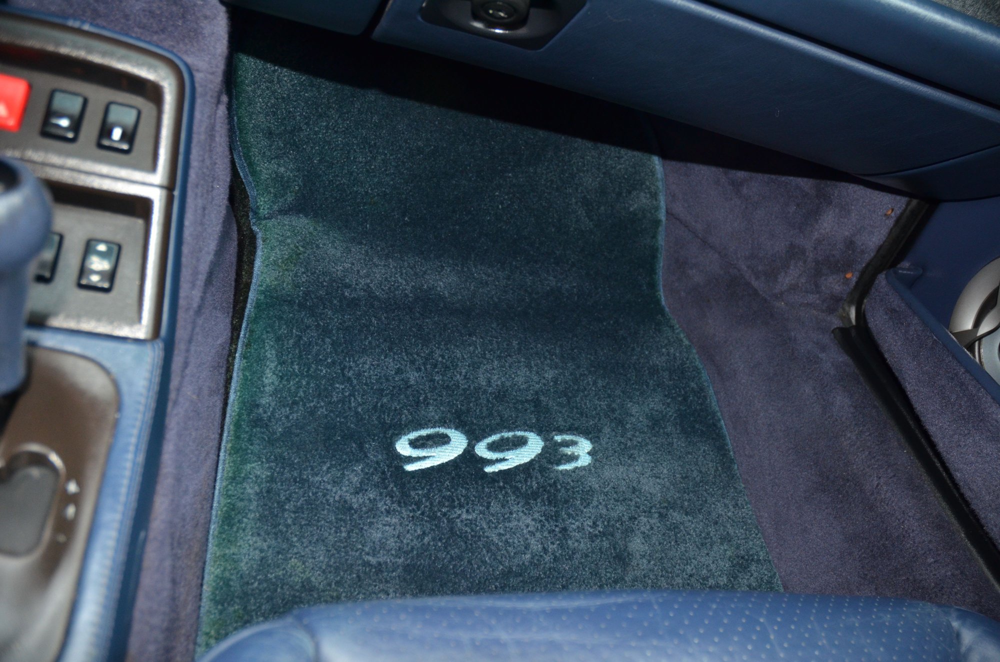 1995 Porsche 911 - 1995 Porsche 993 911 Carrera Cabriolet - Used - VIN WP0CA2998SS342228 - 53,500 Miles - 6 cyl - 2WD - Automatic - Convertible - White - Houston, TX 77024, United States