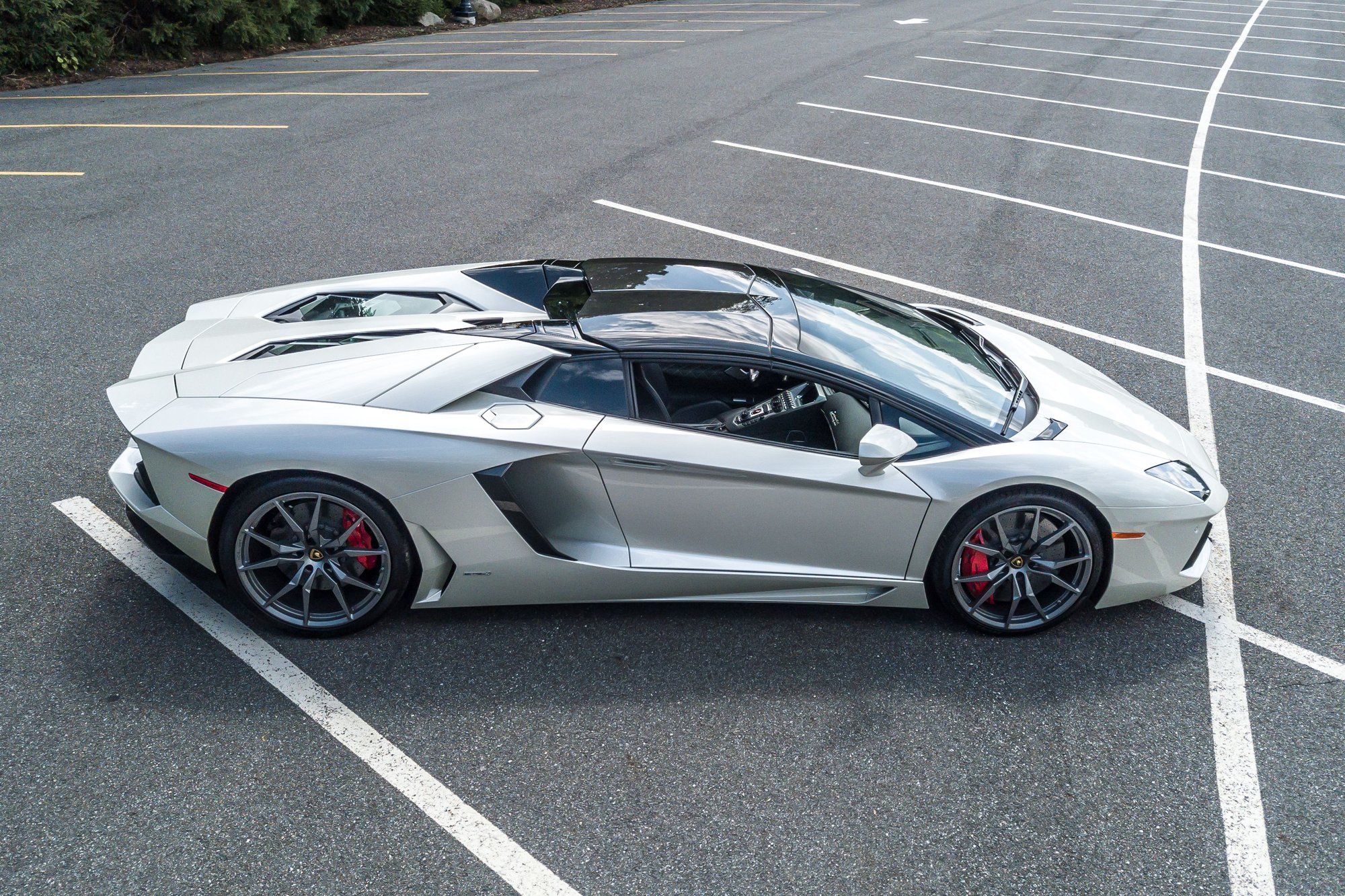 2015 Lamborghini Aventador - 2015 Lamborghini Aventador Roadster - Used - VIN ZHWUR1ZD2FLA03566 - 6,500 Miles - 12 cyl - AWD - Automatic - Coupe - White - Wyckoff, NJ 07481, United States