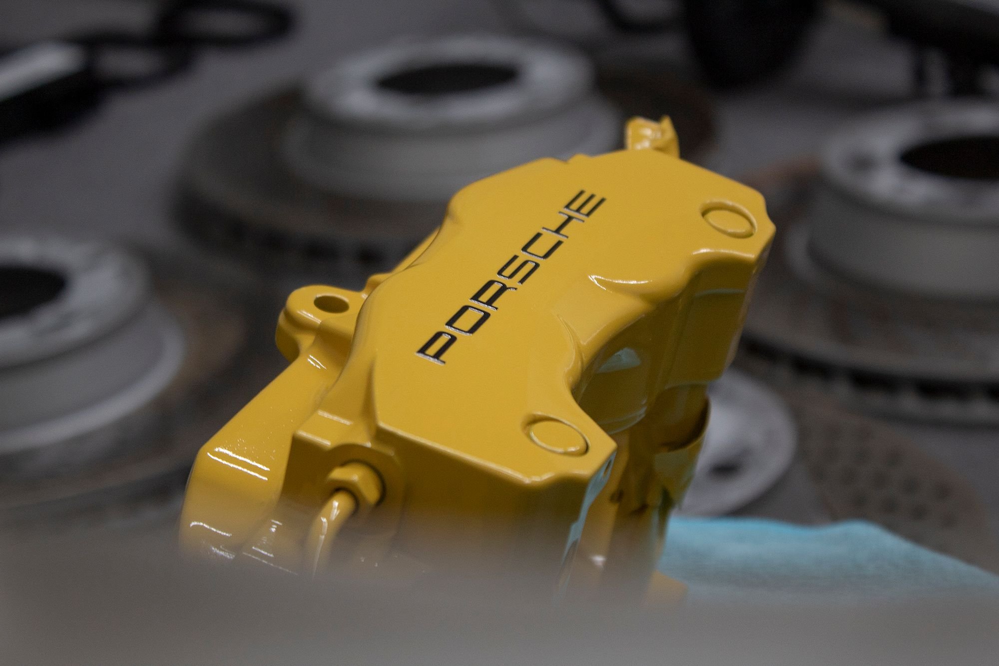 2010 Porsche 911 - 2010 997.2 Carrera S Factory Front Calipers Professionally Painted Speed Yellow - Brakes - $550 - Sanford, NC 27332, United States