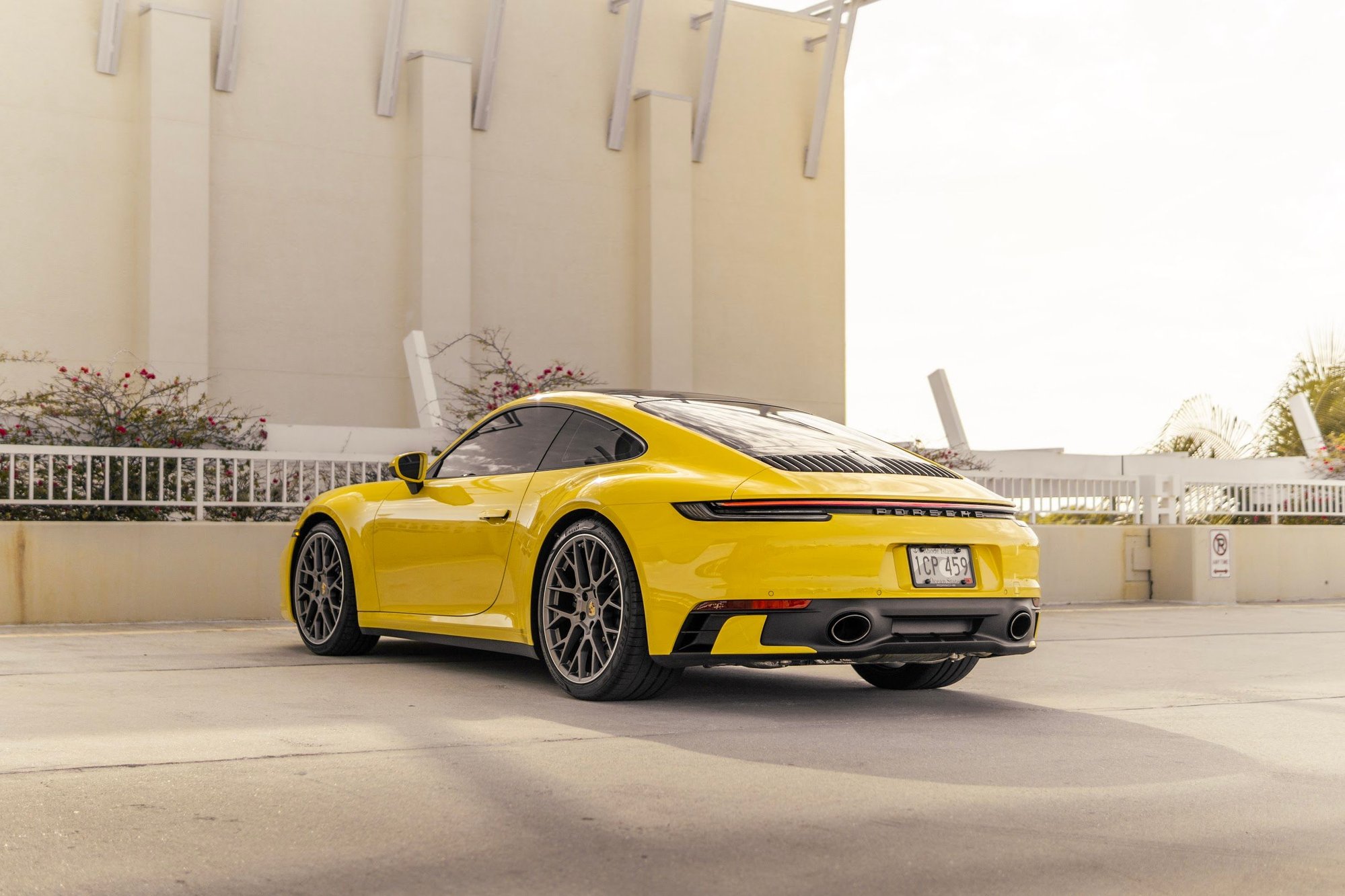 2021 Porsche 911 - 2021 Porsche 992 C2S Highly Specd - Used - VIN WP0AB2A94MS222266 - 6,070 Miles - 6 cyl - 2WD - Automatic - Coupe - Yellow - Naples, FL 34119, United States
