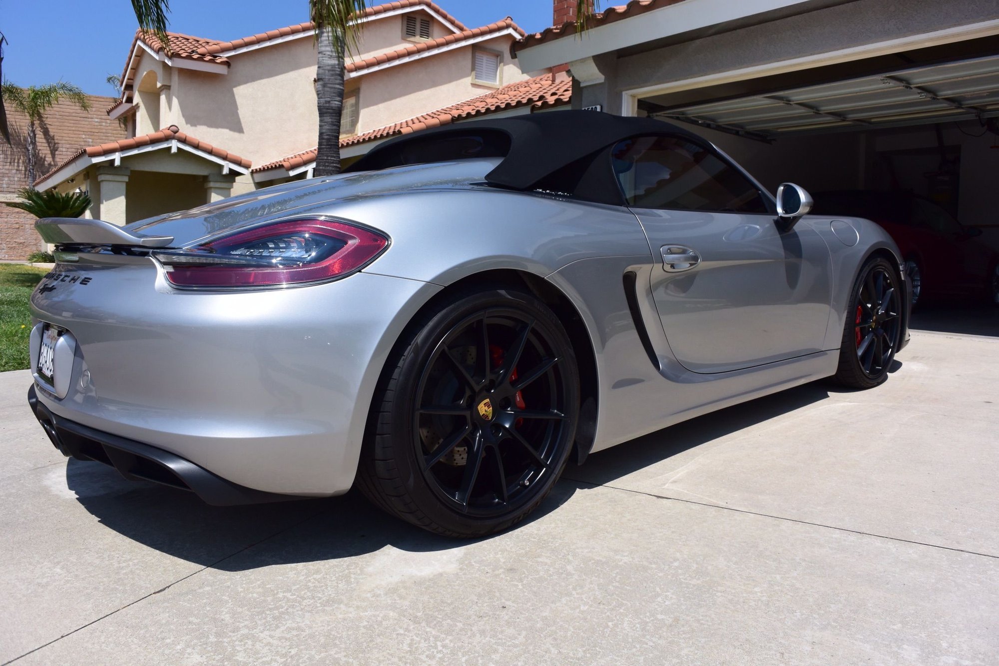 2016 Porsche Boxster - 2016 Porsche Boxster Spyder - Used - VIN WP0CC2A82GS152669 - 7,670 Miles - 6 cyl - 2WD - Manual - Convertible - Silver - Alta Loma, CA 91701, United States
