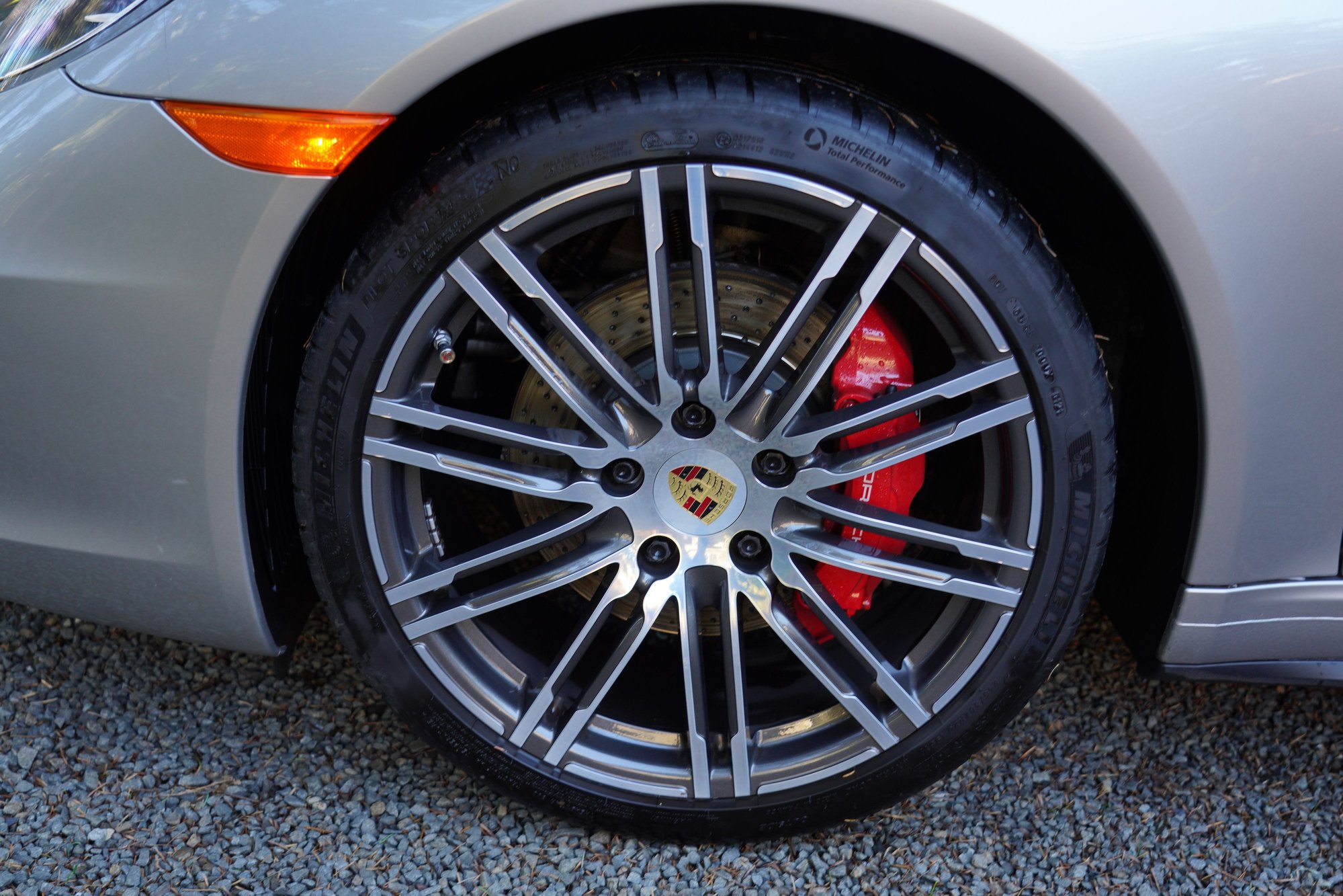 2013 Porsche 911 - 2013 911 Carrera 4 S - Used - VIN WP0AB2A9XDS121099 - 38,100 Miles - 6 cyl - AWD - Automatic - Coupe - Silver - Long Beach, WA 98631, United States