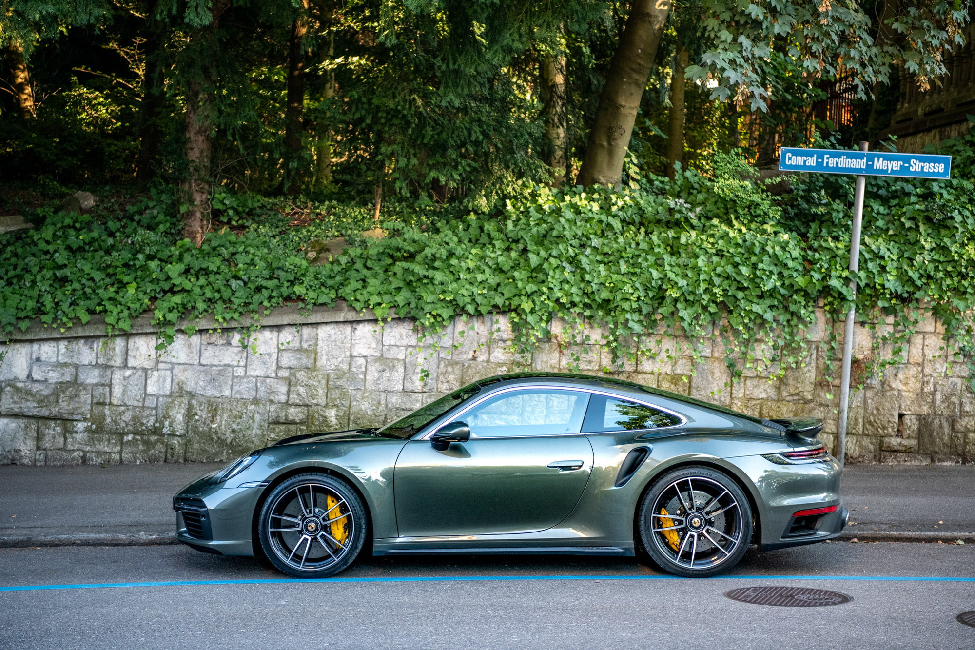 Porsche 992 Turbo s Silver