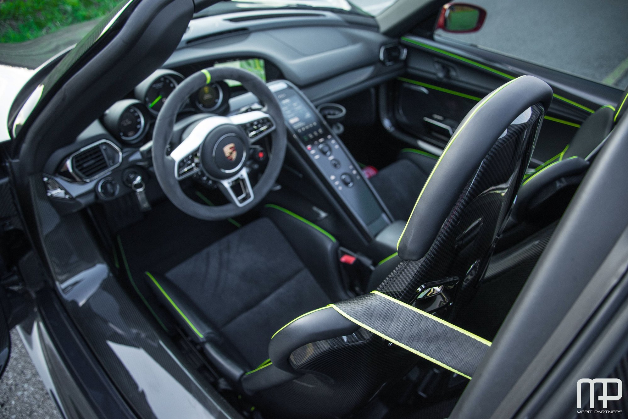 2015 Porsche 918 Spyder - 2015 Porsche 918 Spyder Weissach Paint to Sample Grey / Black - Used - VIN WP0CA2A18FS800829 - 4,873 Miles - Atlanta, GA 30360, United States