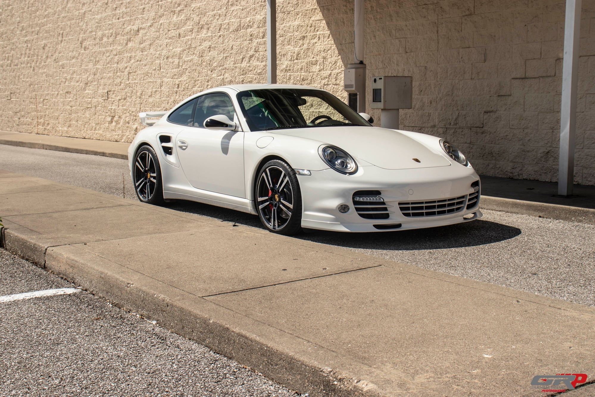 2011 Porsche 911 - 2011 Porsche 911 Turbo - Factory Aero Kit - Used - VIN WP0AD2A92BS766658 - 13,313 Miles - 6 cyl - AWD - Automatic - Coupe - White - Brownsburg, IN 46112, United States