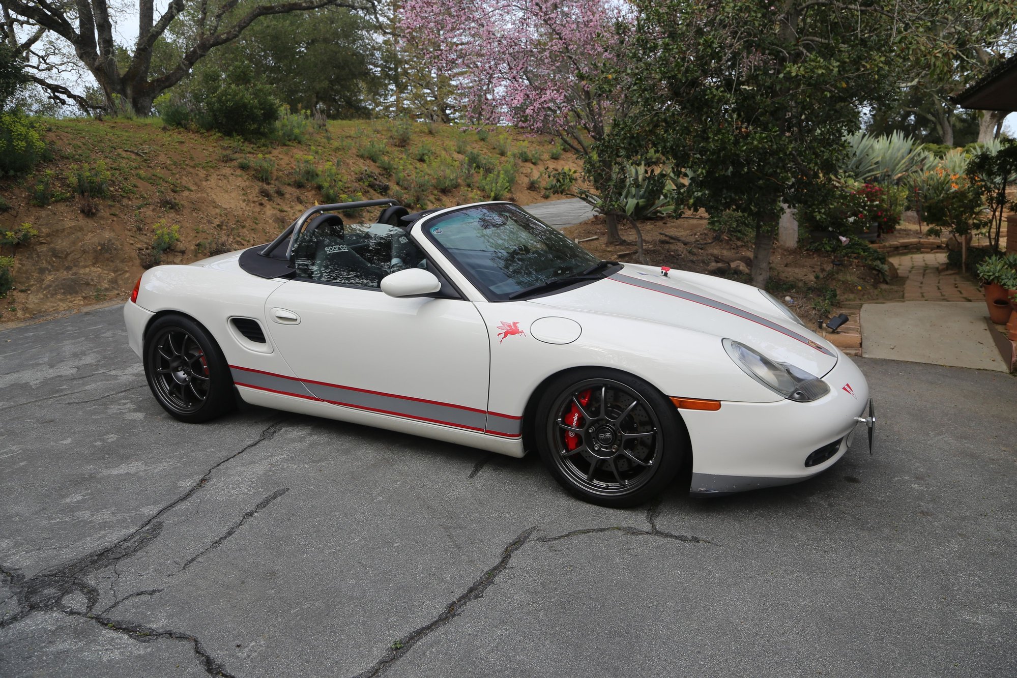 2001 Porsche Boxster - Custom Modified Boxster S 2001, concours winner - Used - VIN WP0CB29871U664821 - 68,000 Miles - 6 cyl - Manual - Convertible - White - Woodside, CA 94062, United States