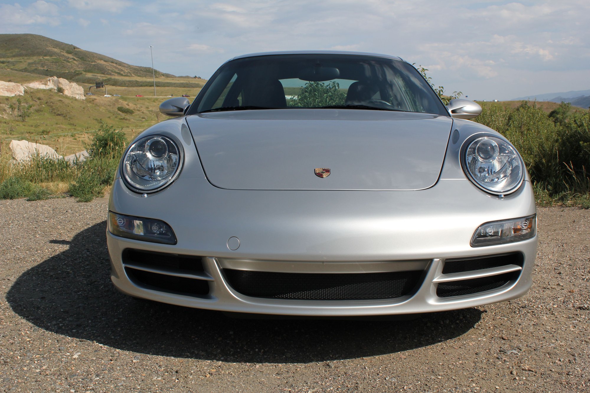 2007 Porsche 911 - 2007 997 Carrera, 18k miles, Very Clean - Used - VIN WP0AA29927S710708 - 18,025 Miles - 6 cyl - 2WD - Manual - Coupe - Silver - Lakewood, CO 80228, United States
