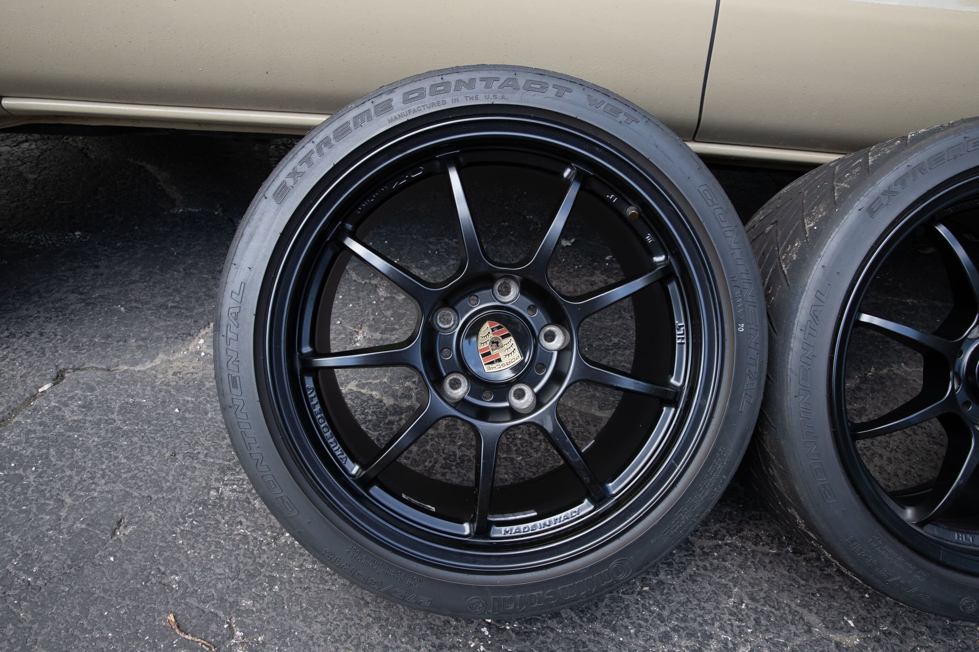 Wheels and Tires/Axles - OZ Racing Alleggerita 18" wheels and slicks - 996/997 - Used - 1999 to 2010 Porsche 911 - Bloomington, IN 47403, United States