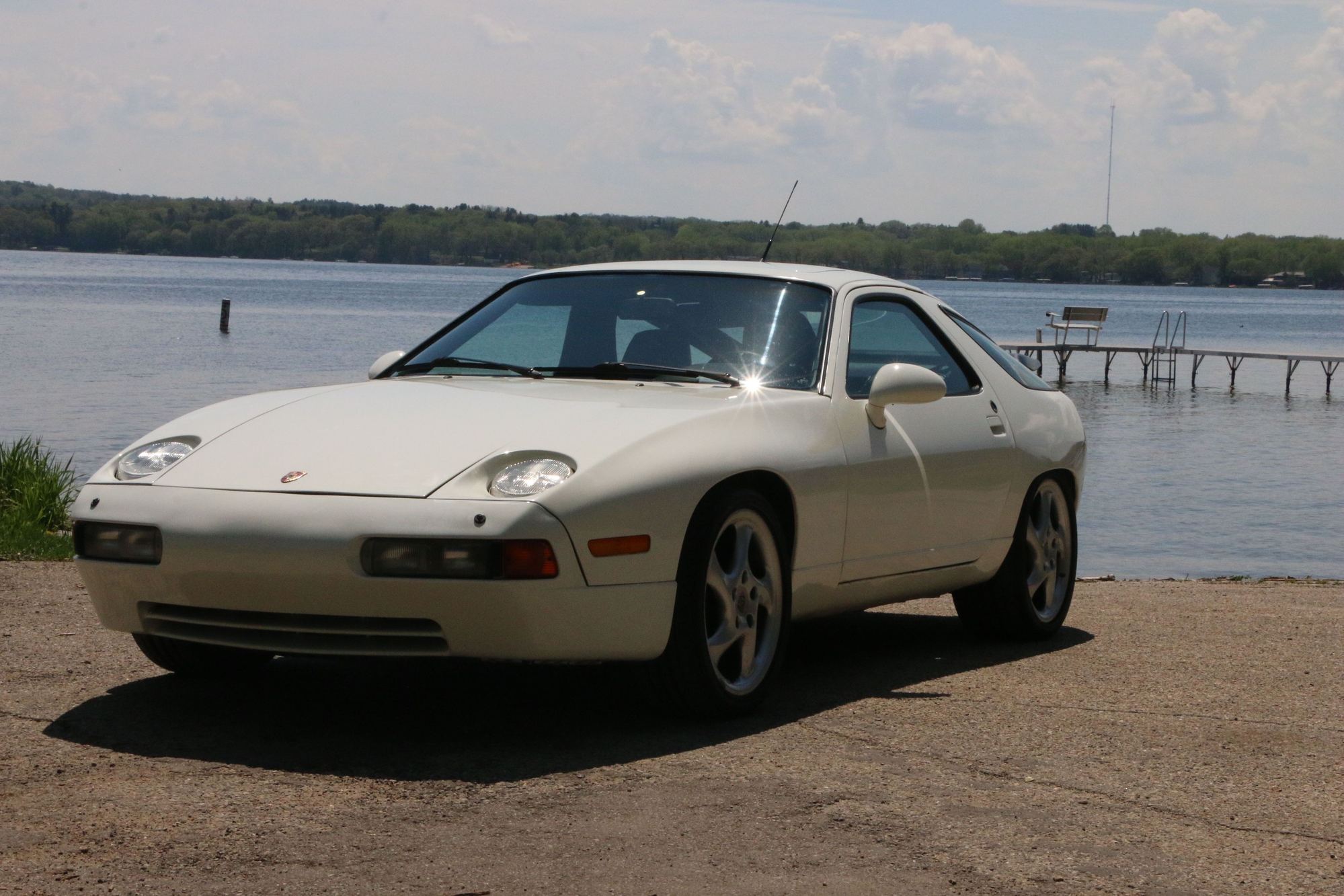 1990 Porsche 928 - Porsche 928 S4 Manual - 72,000 miles - Used - VIN WP0JB2924LS860376 - 72,000 Miles - 8 cyl - 2WD - Manual - Coupe - White - Madison, WI 53715, United States