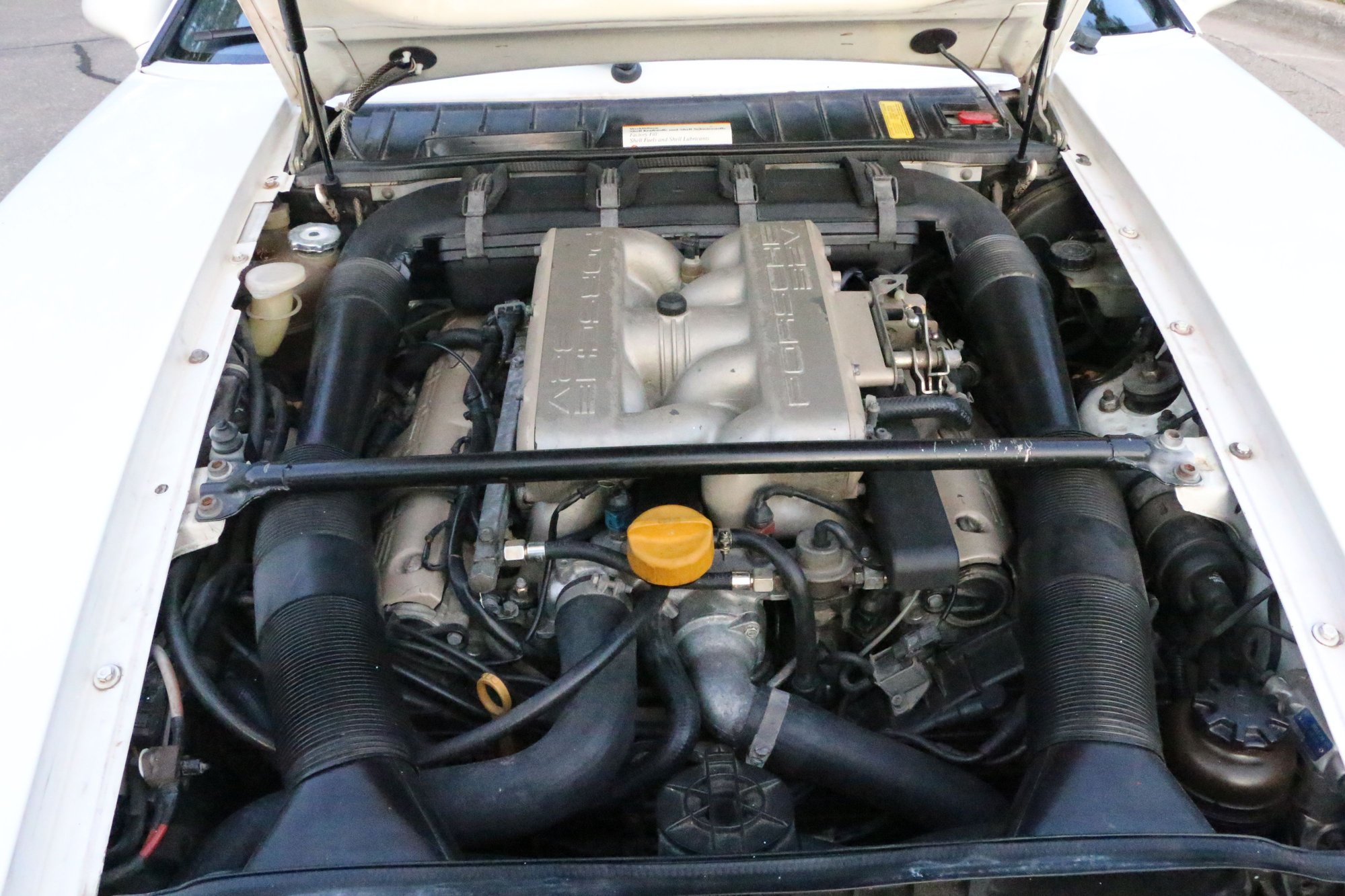1990 Porsche 928 - Porsche 928 S4 1990 Manual! Low miles!! Excellent Driver!!! - Used - VIN WP0JB2924LS860376 - 72,625 Miles - 8 cyl - 2WD - Manual - Coupe - White - Madison, WI 53715, United States