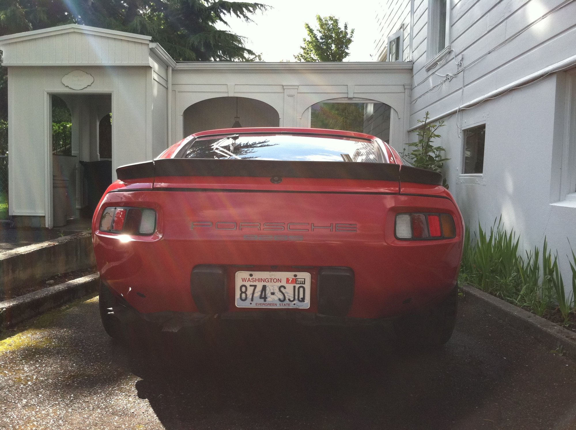 1986 Porsche 928 - 1986.5 928S 5-speed manual with LSD and adjustable Koni shocks - Used - VIN WP0JB0925GS862454 - 146,300 Miles - 8 cyl - 2WD - Manual - Hatchback - Red - Enumclaw, WA 98022, United States