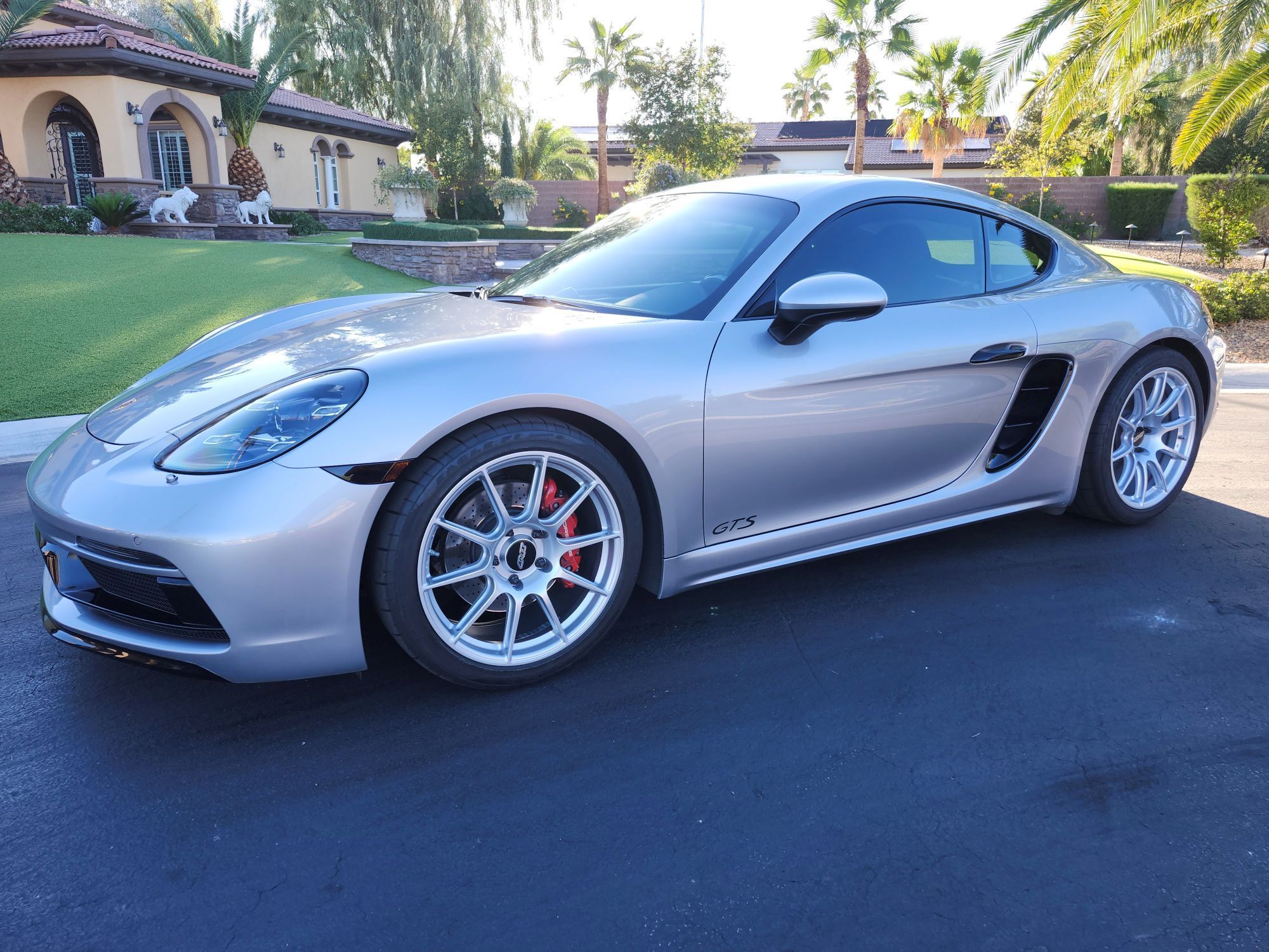 2018 Porsche 718 Cayman - For Sale - 2018 718 Cayman GTS (2.5) PDK - Used - VIN WP0AB2A81JS278491 - 8,901 Miles - 4 cyl - 2WD - Automatic - Coupe - Silver - Las Vegas, NV 89131, United States