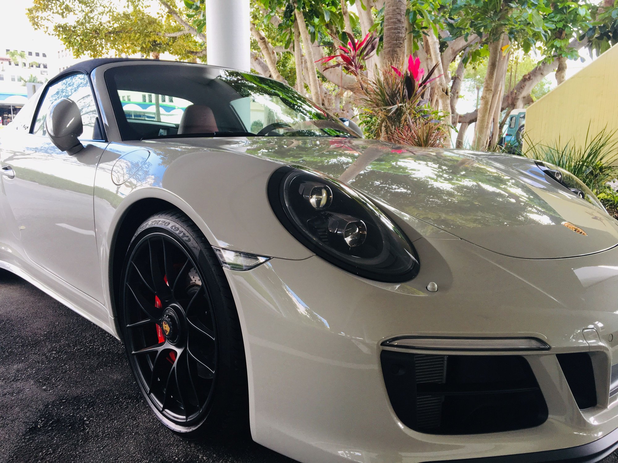 2018 Porsche 911 - 2018 Porsche 911 Targa 4 GTS - Used - VIN WP0BB2A98JS134398 - 3,600 Miles - 6 cyl - AWD - Manual - Coupe - Gray - Boca Raton, FL 33432, United States